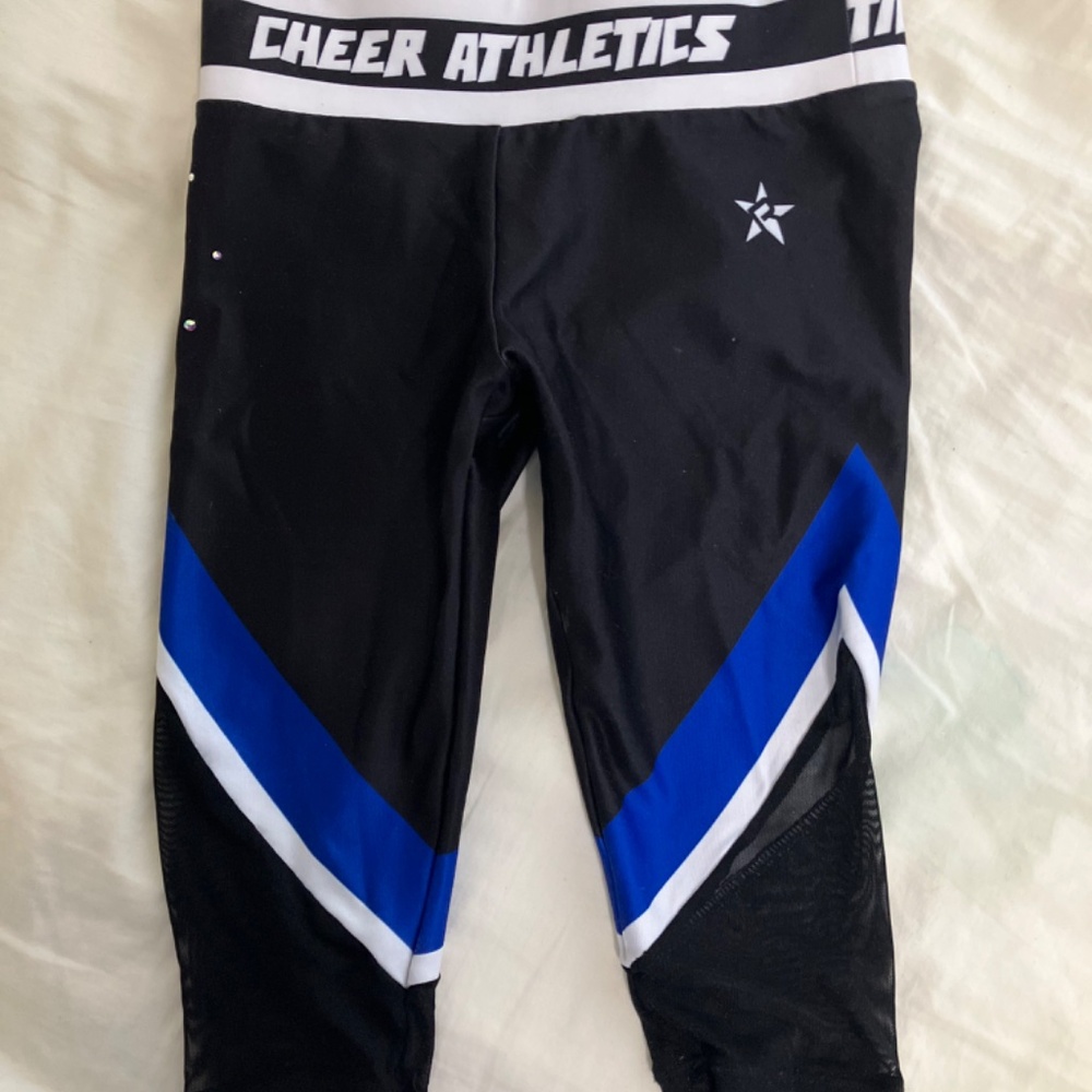 Cheer outfit - Picture 6 of 7
